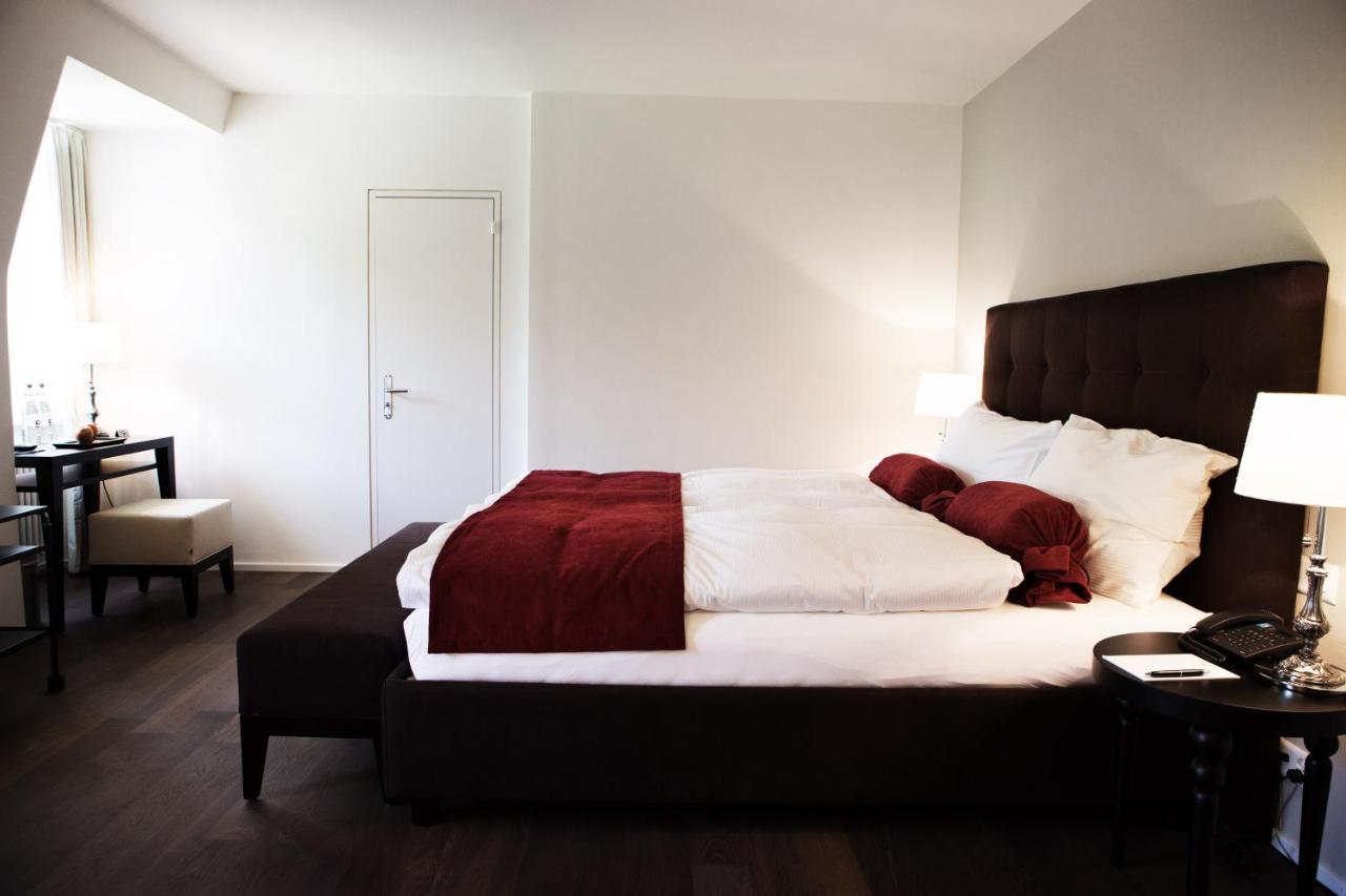 ชลอสส์ ฮูนิเกน Hotel Konolfingen ภายนอก รูปภาพ