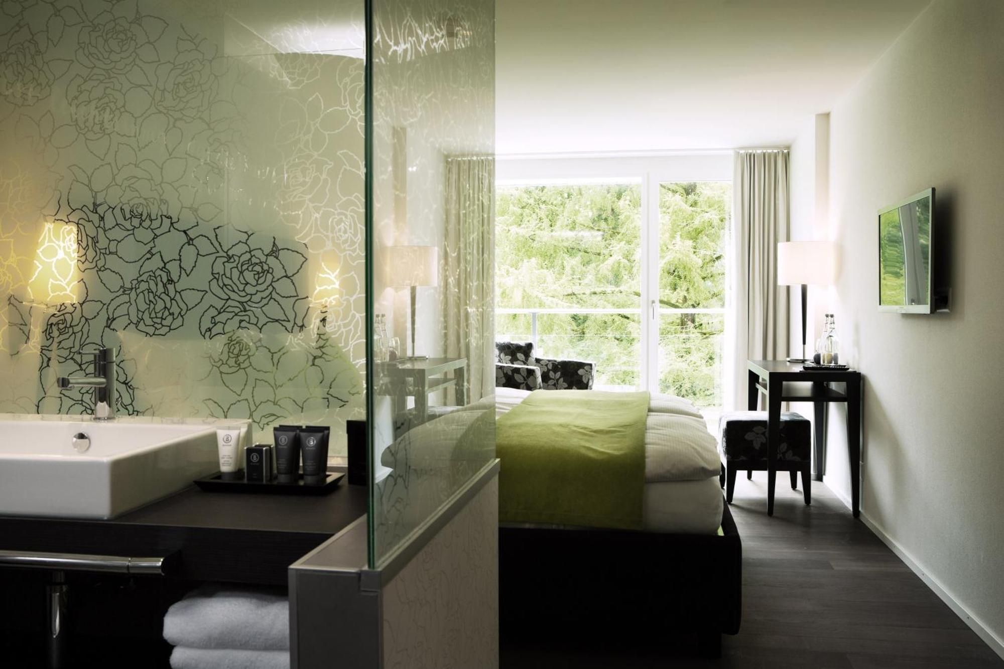 ชลอสส์ ฮูนิเกน Hotel Konolfingen ภายนอก รูปภาพ