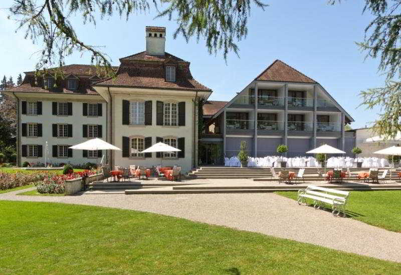 ชลอสส์ ฮูนิเกน Hotel Konolfingen ภายนอก รูปภาพ