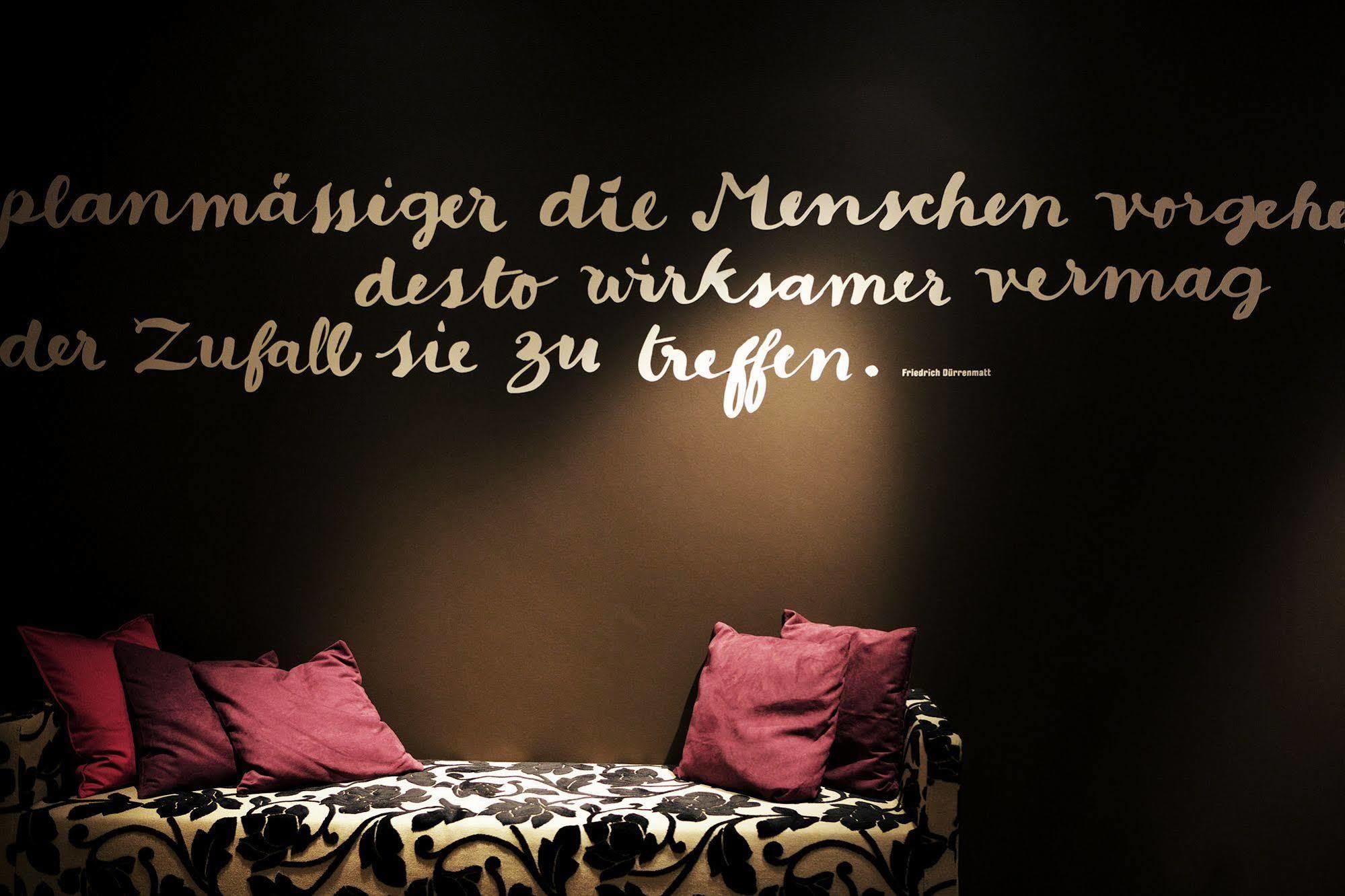 ชลอสส์ ฮูนิเกน Hotel Konolfingen ภายนอก รูปภาพ