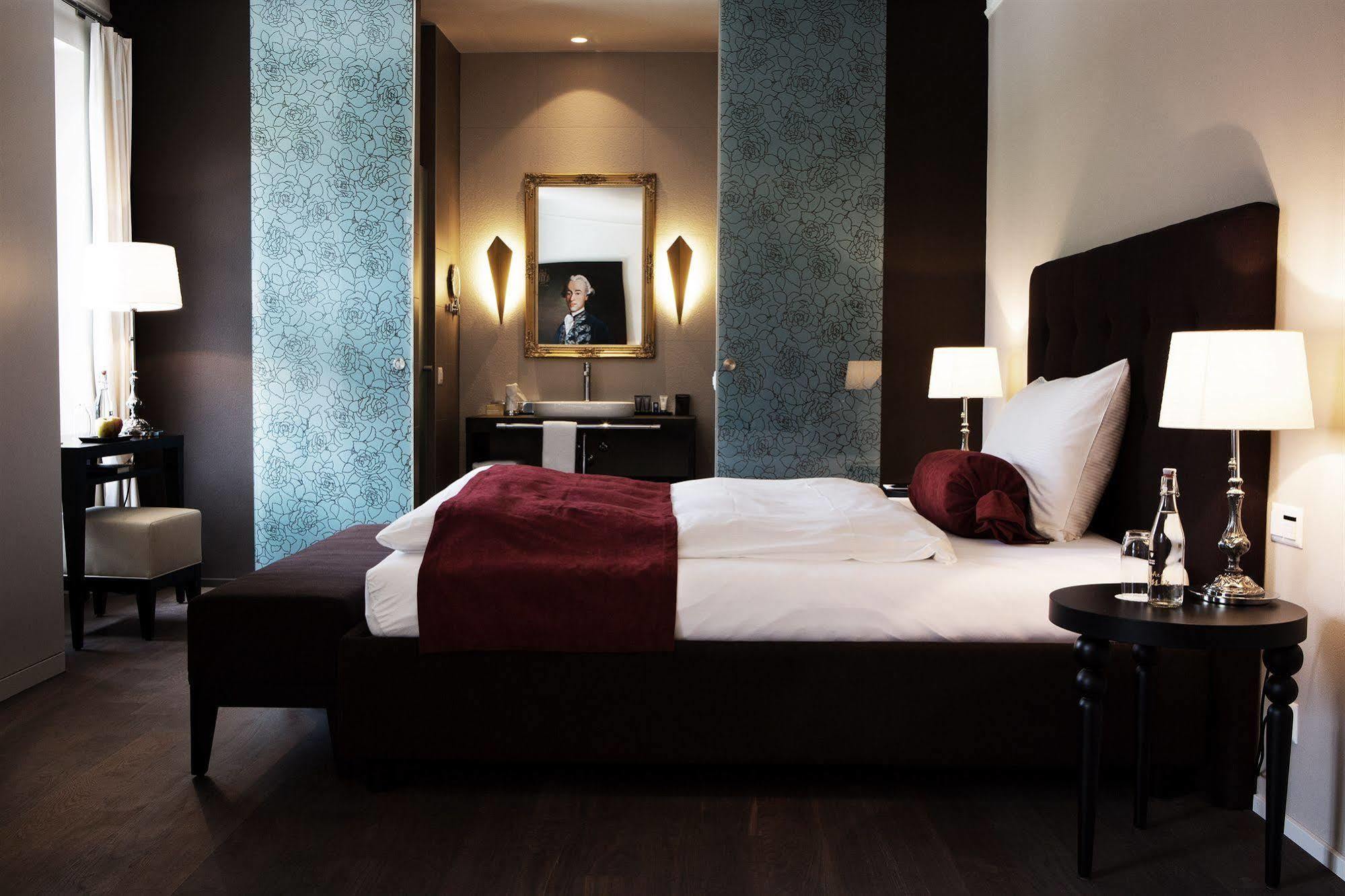 ชลอสส์ ฮูนิเกน Hotel Konolfingen ภายนอก รูปภาพ