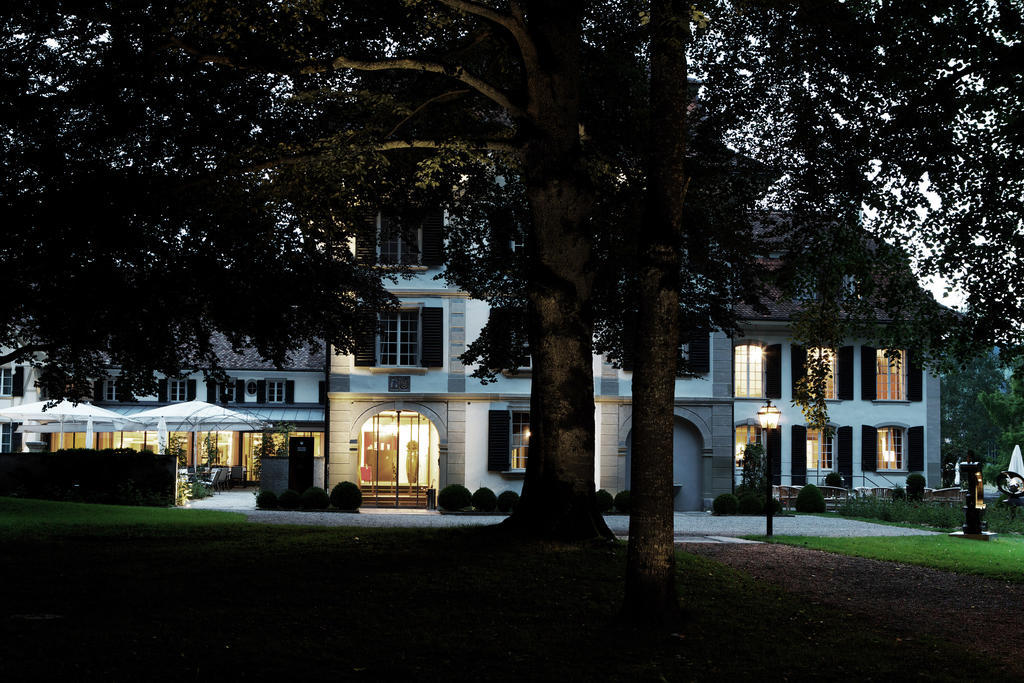 ชลอสส์ ฮูนิเกน Hotel Konolfingen ภายนอก รูปภาพ